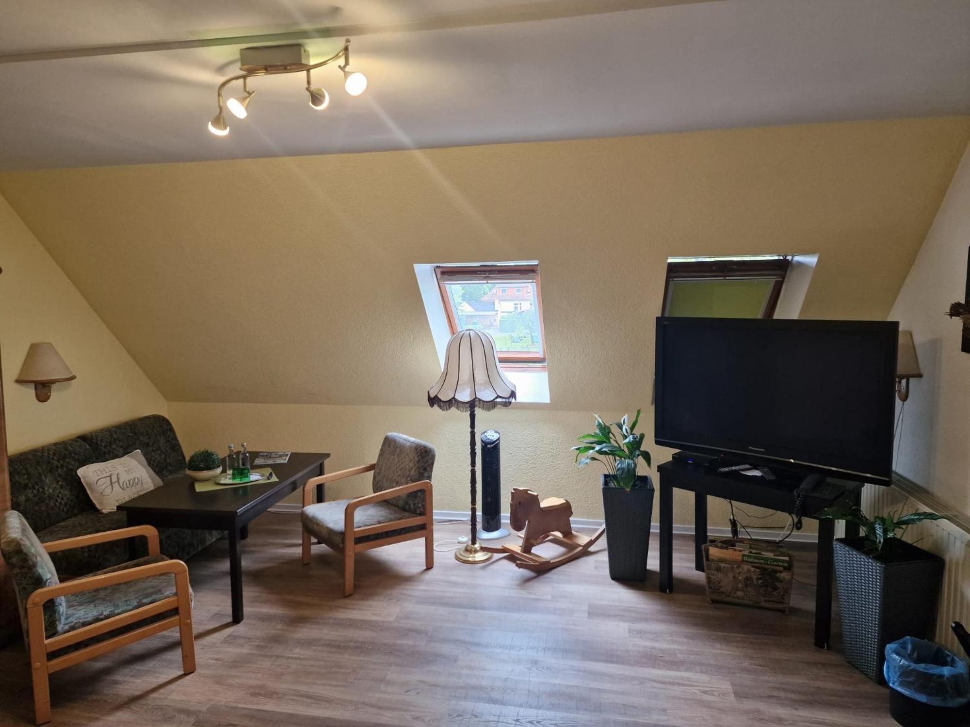 Landhotel "Zum Ersten Siedler" Brieselang Eksteriør bilde